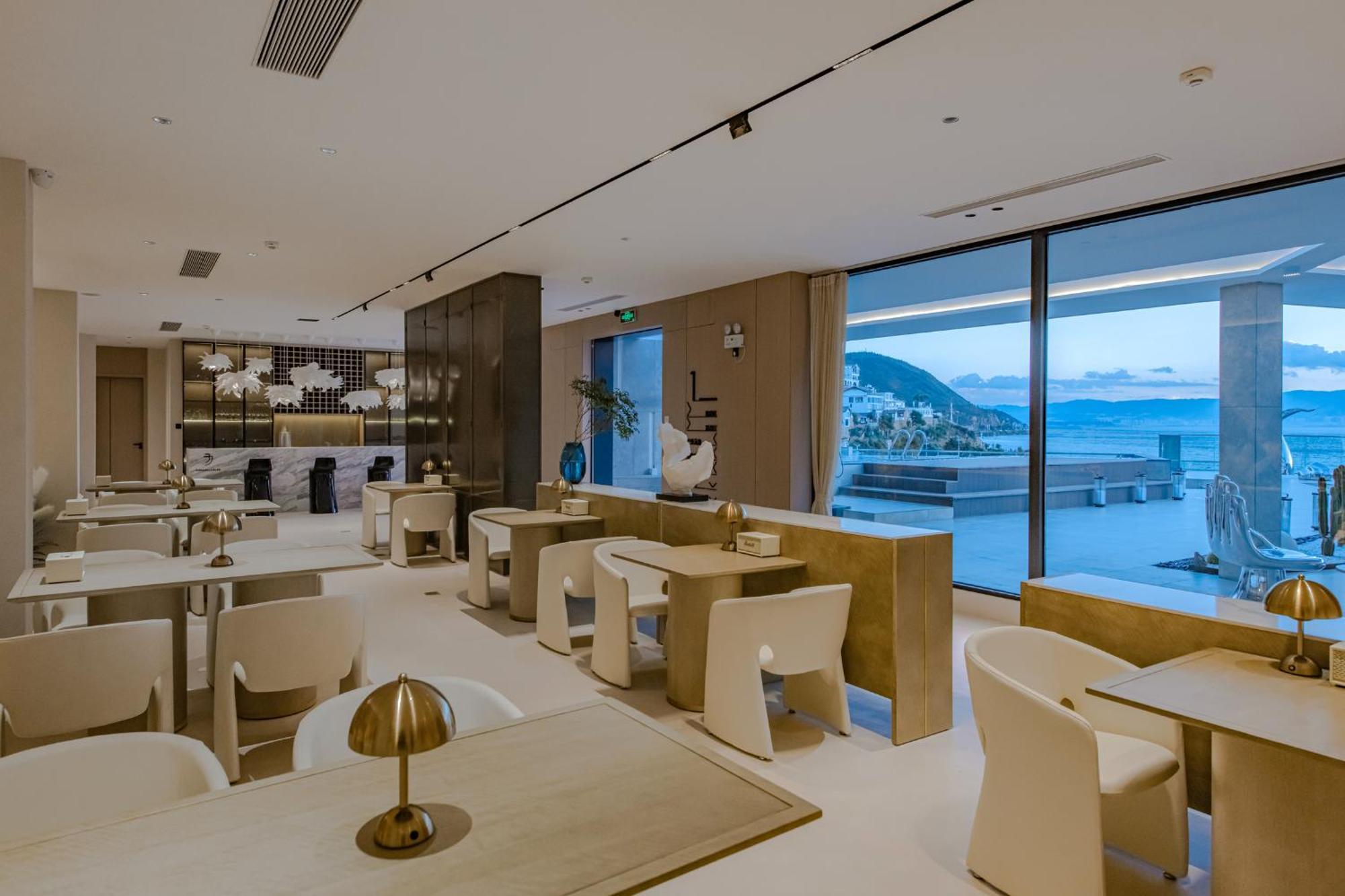 Dali Oriental Seaview Hotel -Dali Erhai Εξωτερικό φωτογραφία