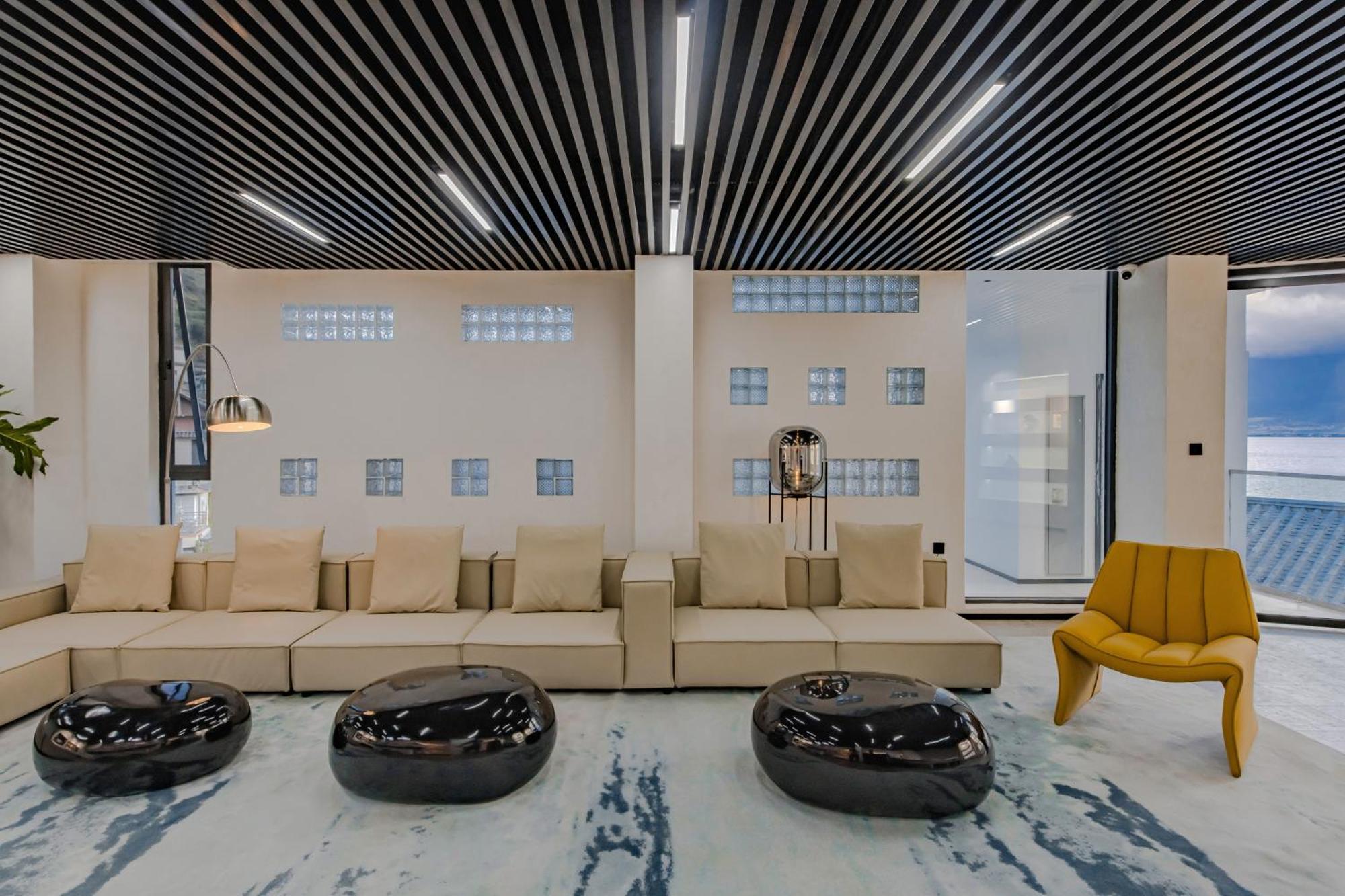 Dali Oriental Seaview Hotel -Dali Erhai Εξωτερικό φωτογραφία